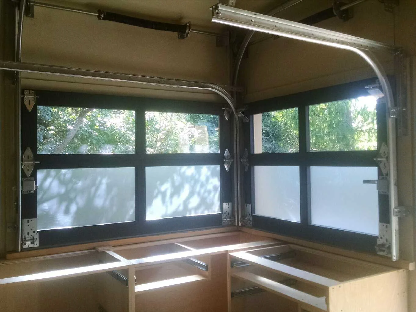Black Aluminum & Clear Tempered Glass Garage Door - Counter Top - Window [4' x 5'] - Image 11